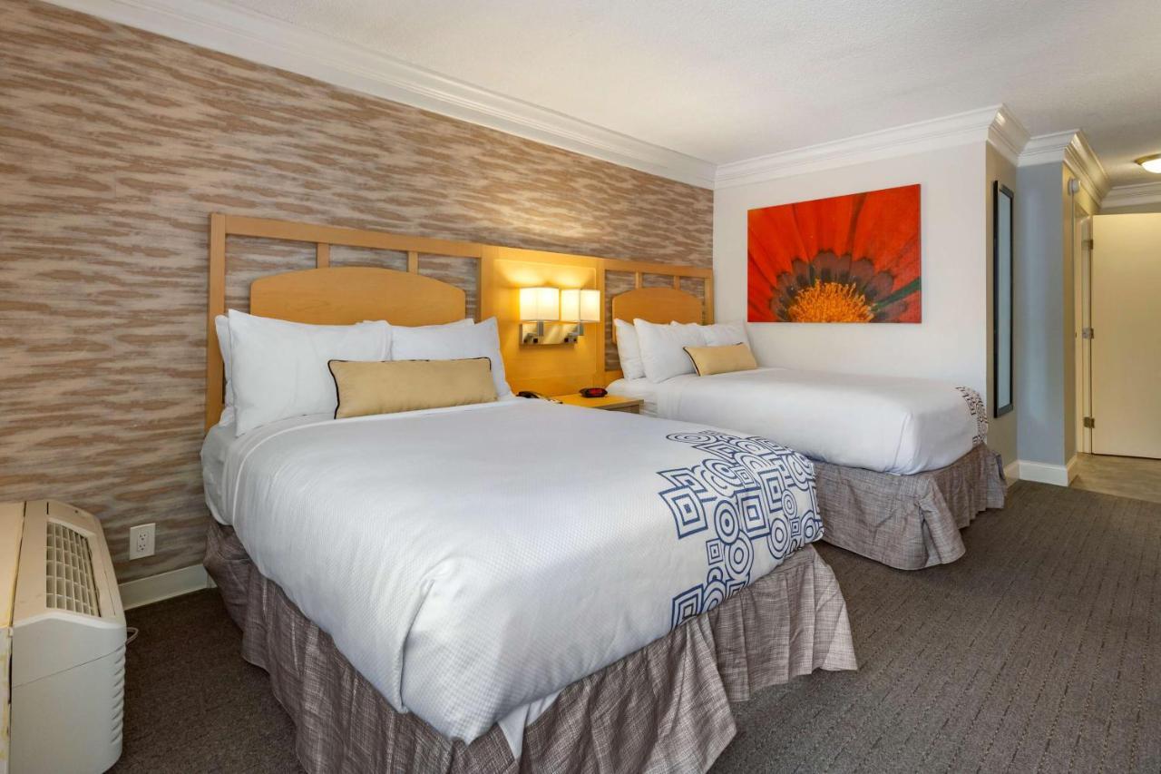 Western Hotel 4*